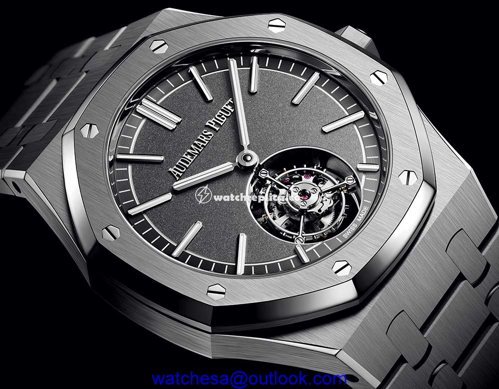 audemars piguet royal oak flying tourbillon closeup grey dial