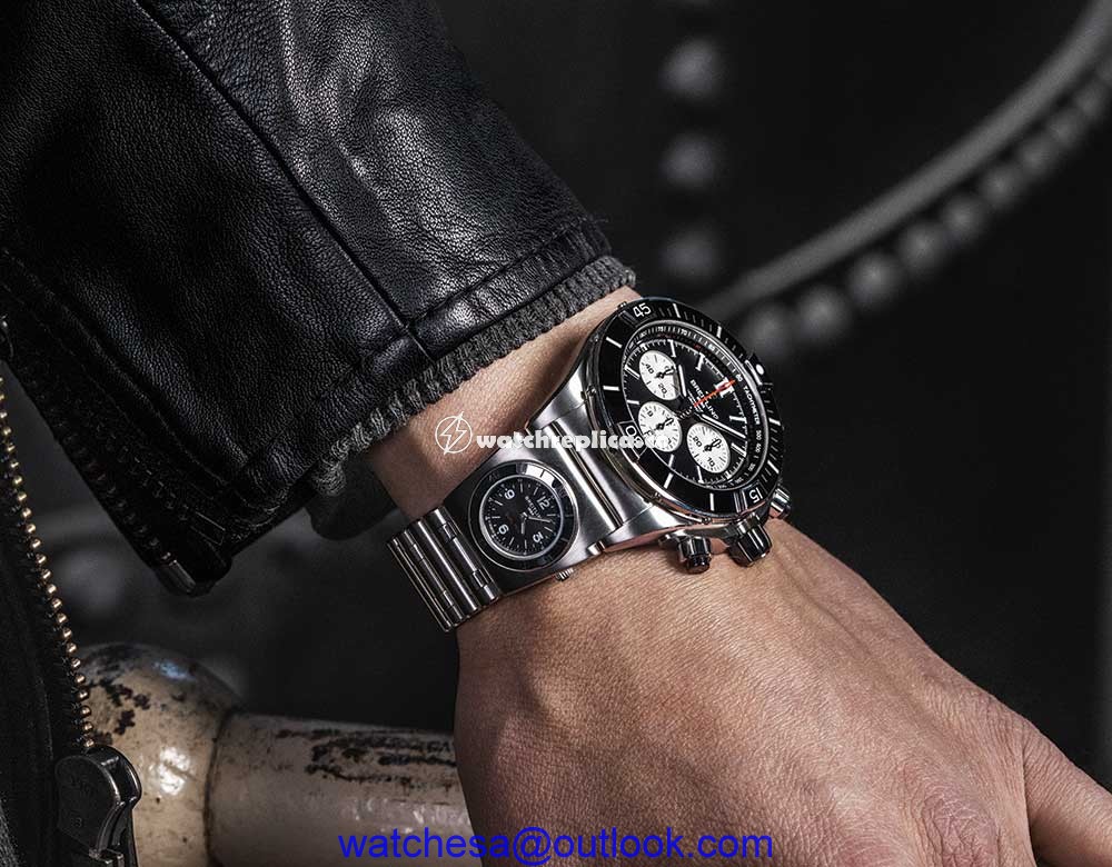 breitling super chrono mat b01 44 lifestyle