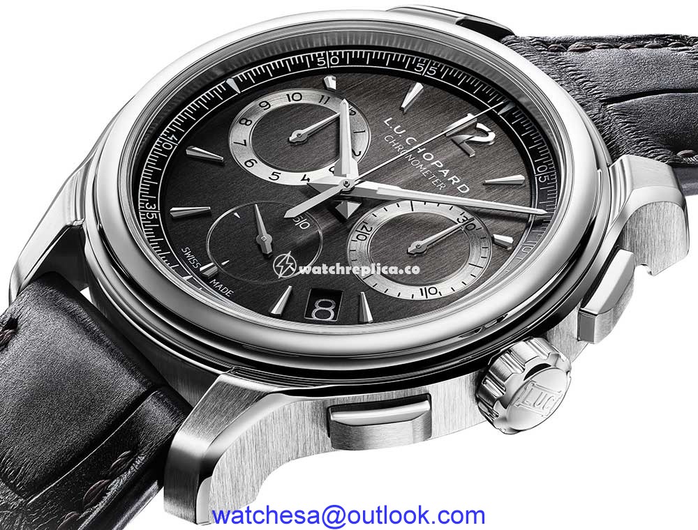 chopard luc chrono one flyback closeup