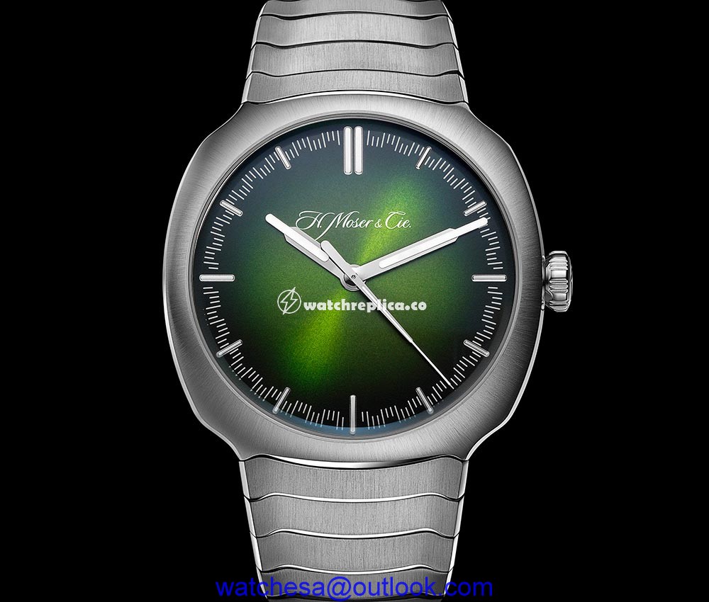 moser streamliner centre seconds dial