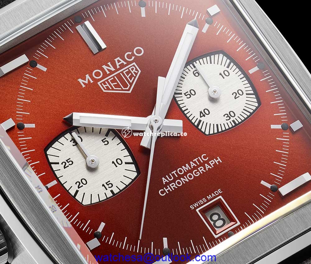 tag heuer monaco limited 1979-1989 red dial closeup