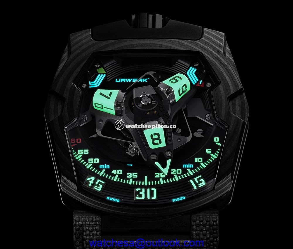 urwerk ur 220 asimov superluminova closeup
