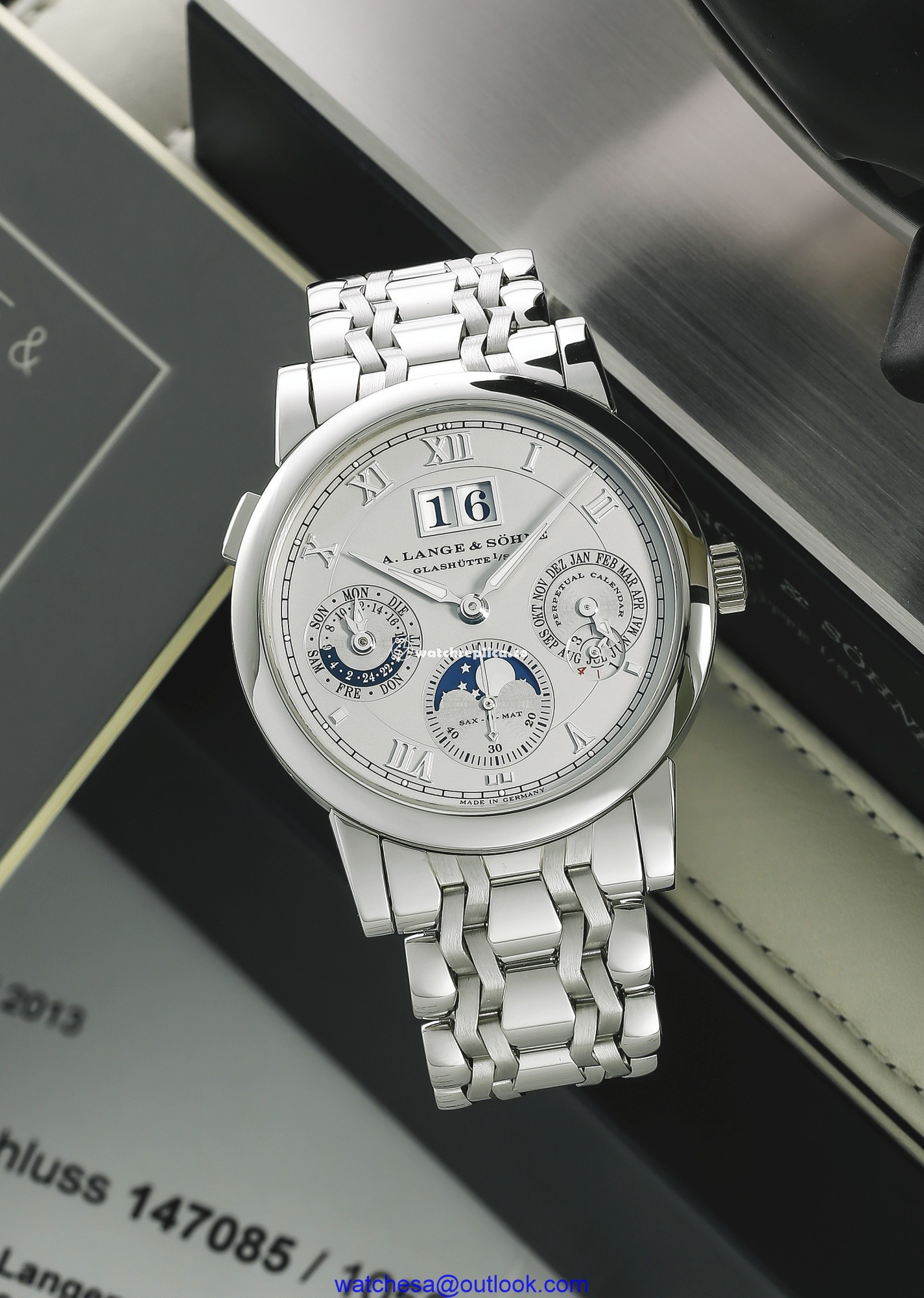 A. Lange & Sohne Langematik Perpetual Platinum Bracelet 310.225 A. Lange & Sohne Langematik Perpetual Platinum Bracelet 310.225
