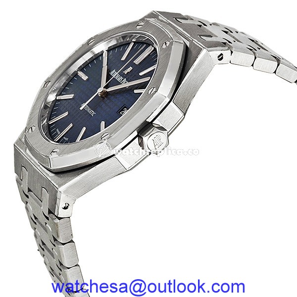 Audemars Piguet Royal Oak 15400ST.OO.1220ST.03 back Audemars Piguet Royal Oak 15400ST.OO.1220ST.03 back