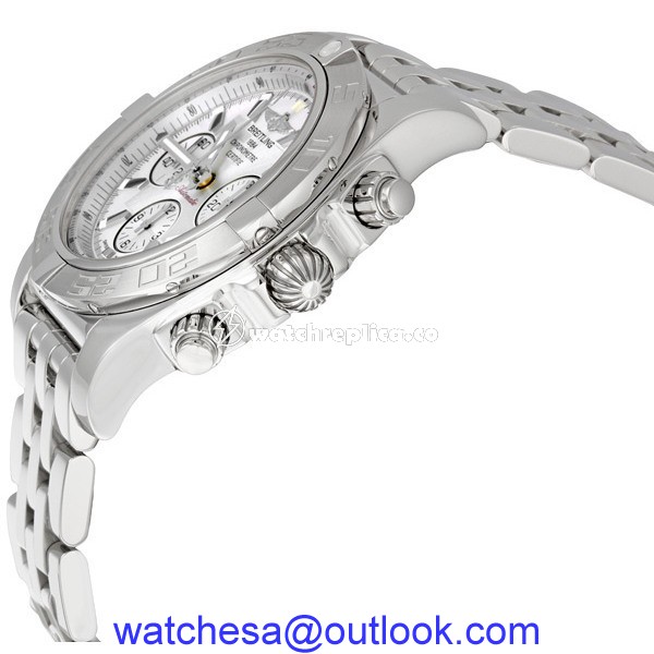 Breitling Chronomat AB011011-G684SS back Breitling Chronomat AB011011-G684SS back