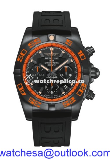 Breitling Chronomat 44 Raven MB0111C2BD07153S Breitling Chronomat 44 Raven MB0111C2BD07153S