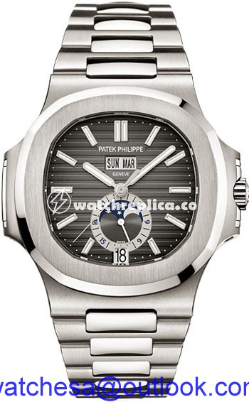 Patek Philippe Nautilus 5726/1A-001 Patek Philippe Nautilus 5726/1A-001